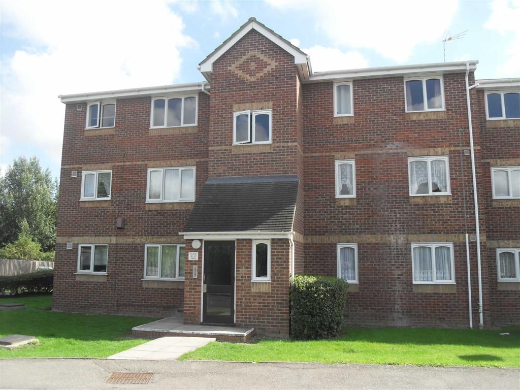 2 bedroom Apartment for rent in Basildon