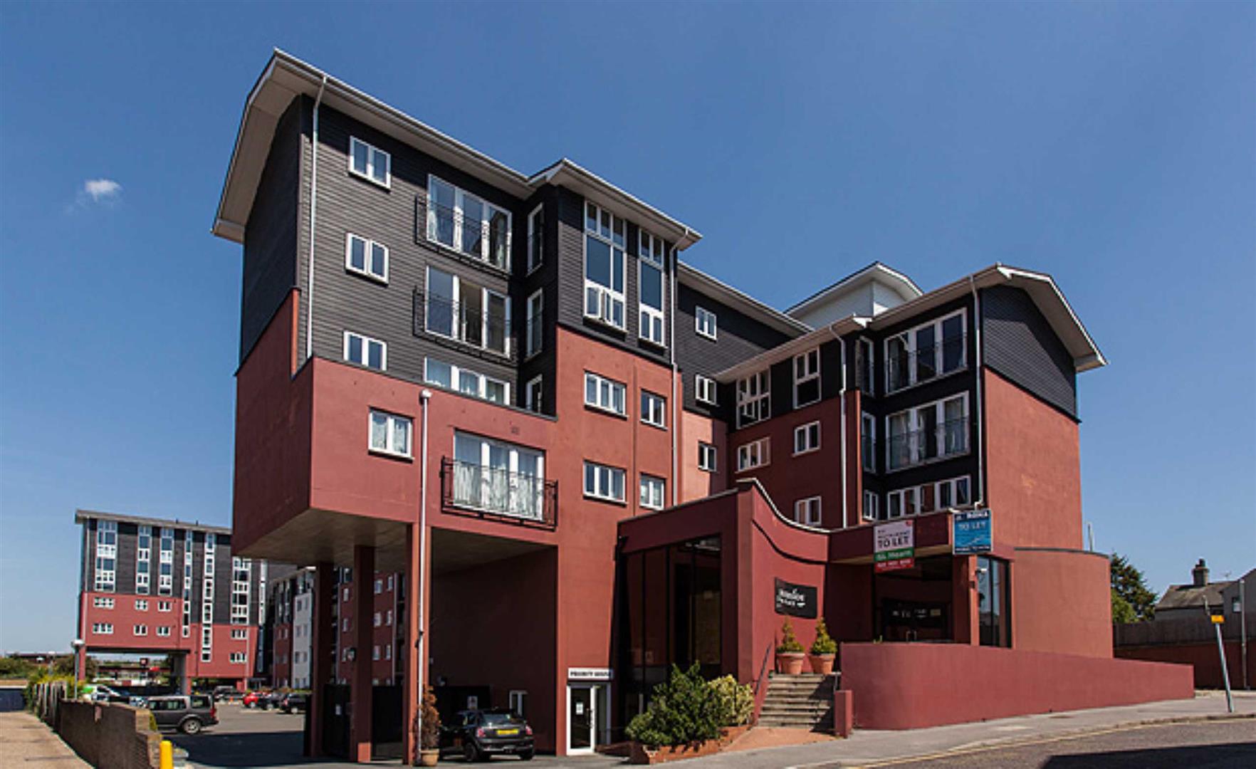 3 bedroom Apartment for rent in Wickford