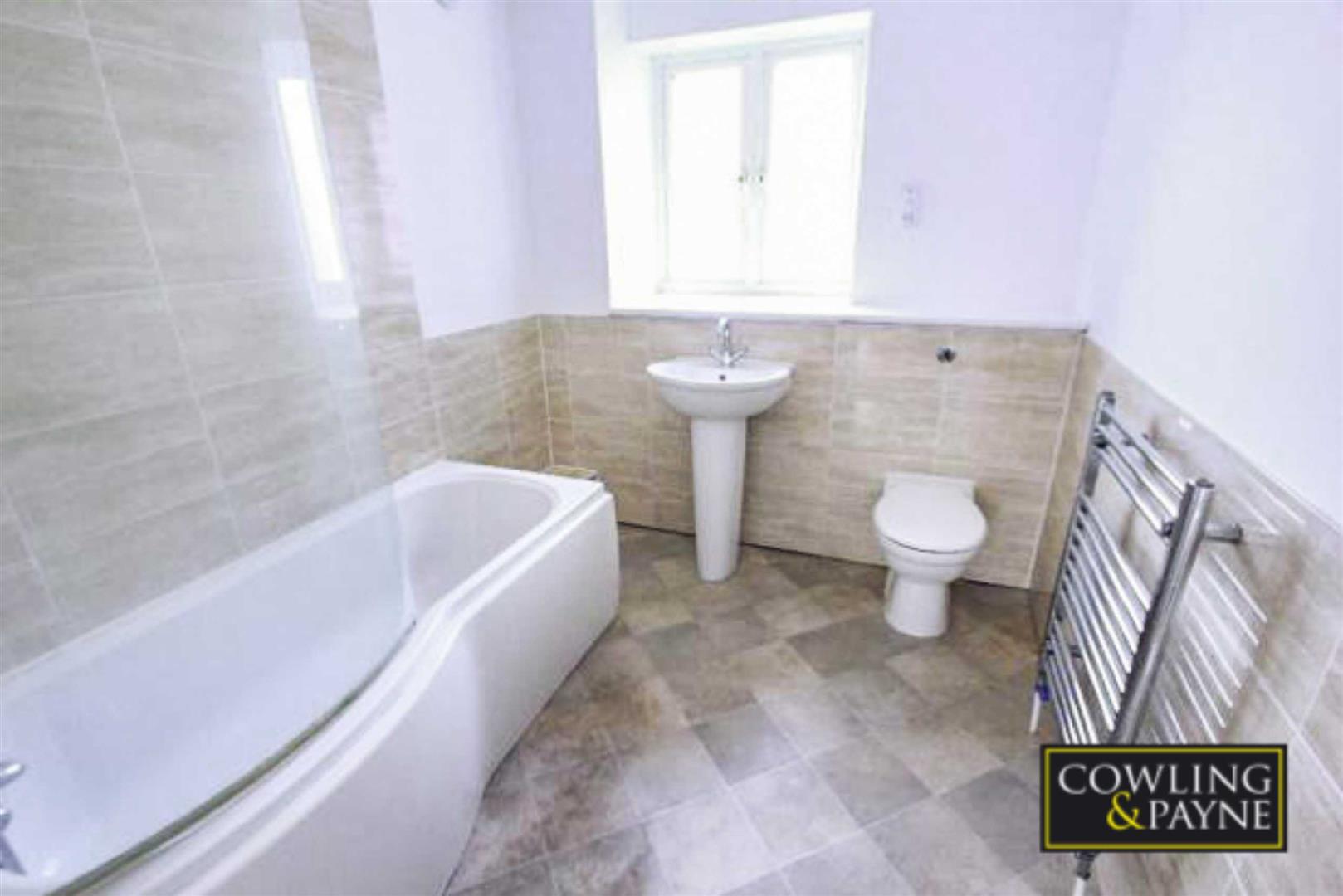 3 bedroom Apartment for rent in Wickford