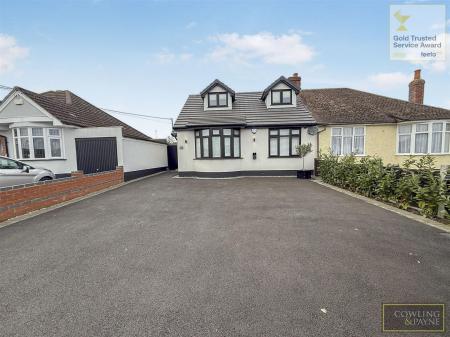 OFF STREET PARKING VIA DRIVEWAY WITH CHARGE POINT