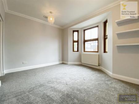 Sitting/Dining room