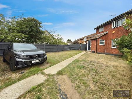 FRONT GARDEN
