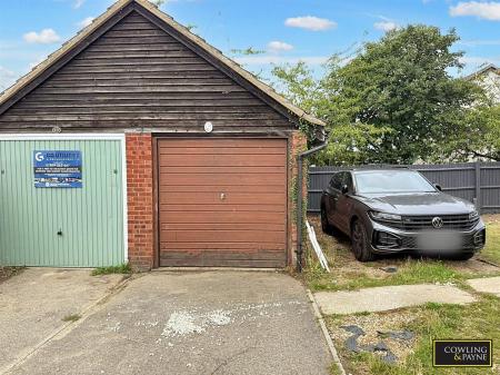 GARAGE & PARKING