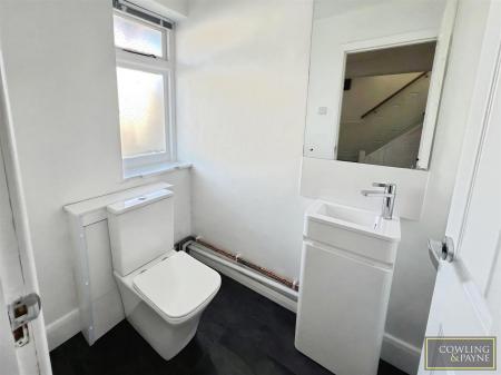 Ground Floor Cloak Room