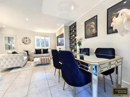 WhatsApp Image 2026-01-05 at 10.31.05 (1).jpg