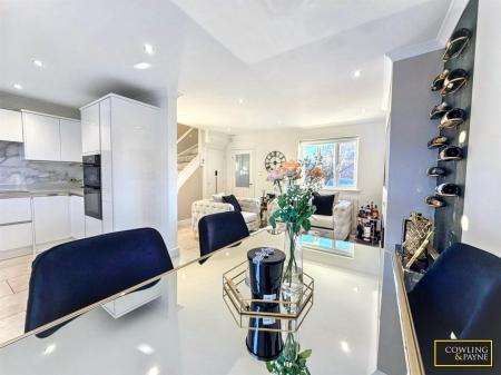 WhatsApp Image 2026-01-05 at 10.31.01.jpg