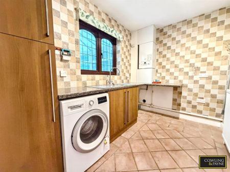 WhatsApp Image 2026-01-09 at 13.01.29.jpg