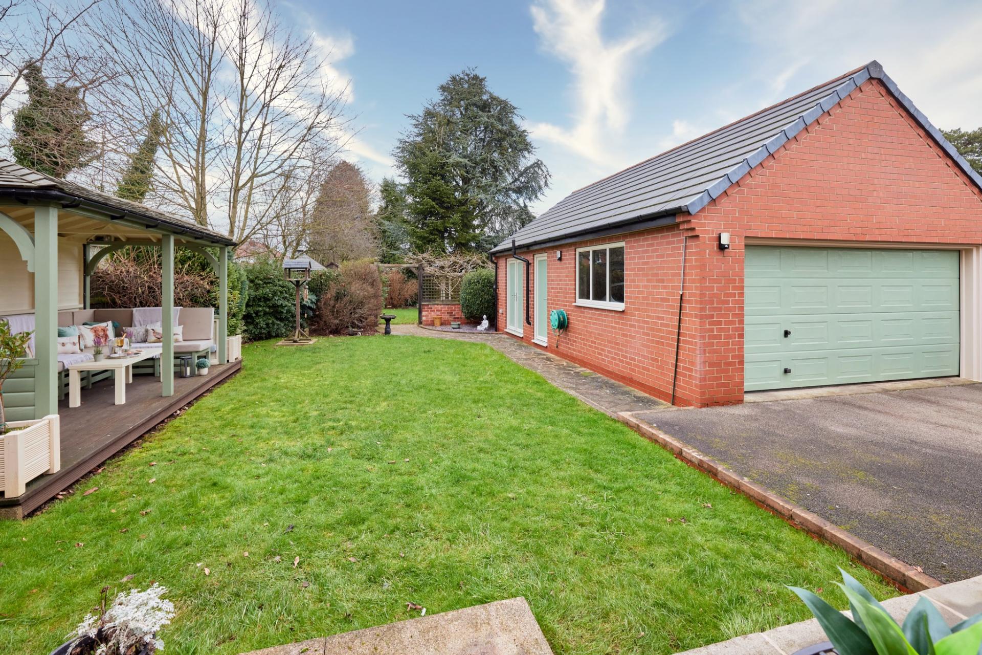 4 bedroom House for sale in Sprotbrough