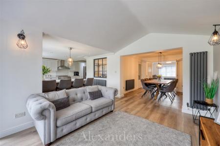 Family Room/ Dining Room