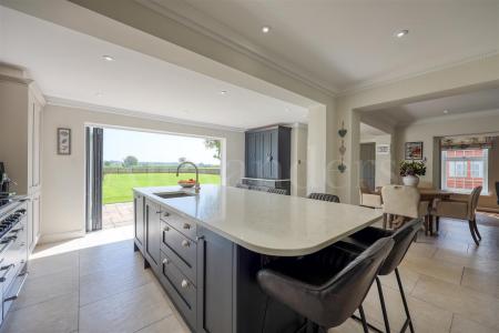 Open-Plan Living Kitchen