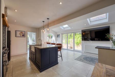 Open-Plan Living Kitchen