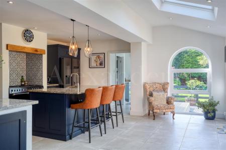 Open-Plan Living Kitchen