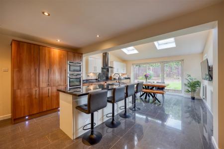 Open-Plan Living Kitchen