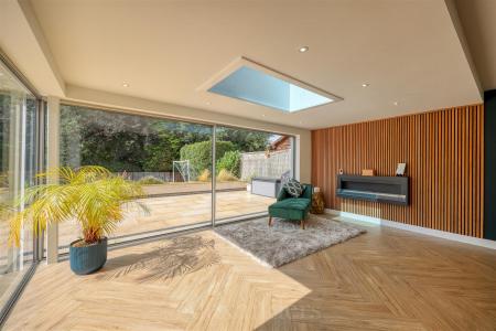 Open-Plan Kitchen/Living Room