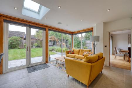 Open-Plan Kitchen/Living Area