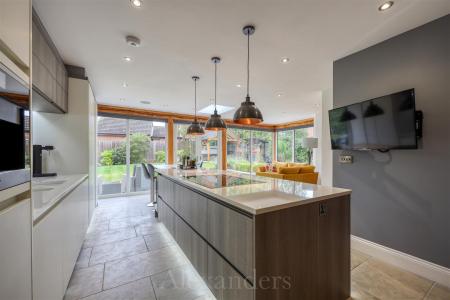 Open-Plan Kitchen/Living Area