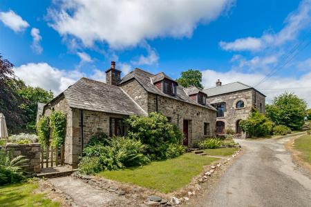 Cottage & House