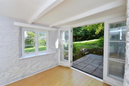 Garden Room to Patio