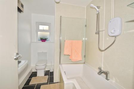 Annexe Bathroom