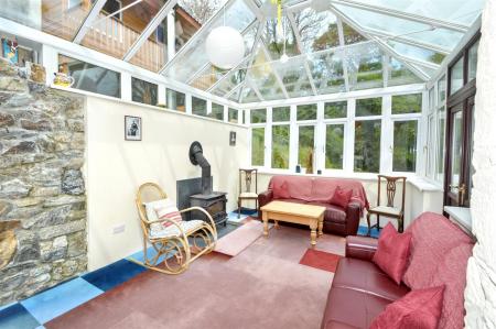 18 Garden Room Conservatory.jpg