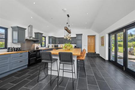 Kitchen Breakfast Room