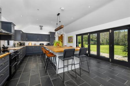 Kitchen Breakfast Room