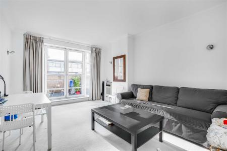 ASR-107_Wimbledon_Central__21_33_Worple_Road_SW19_