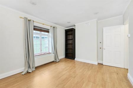 ASR_-_Corbiere_Court__Thornton_Road__SW19_4ND_15.j