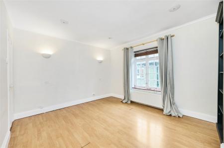 ASR_-_Corbiere_Court__Thornton_Road__SW19_4ND_17.j