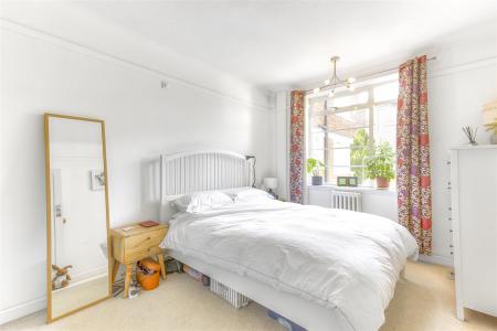 Flat_14__Hill_Court__104_Wimbledon_Hill_Road-8.jpg
