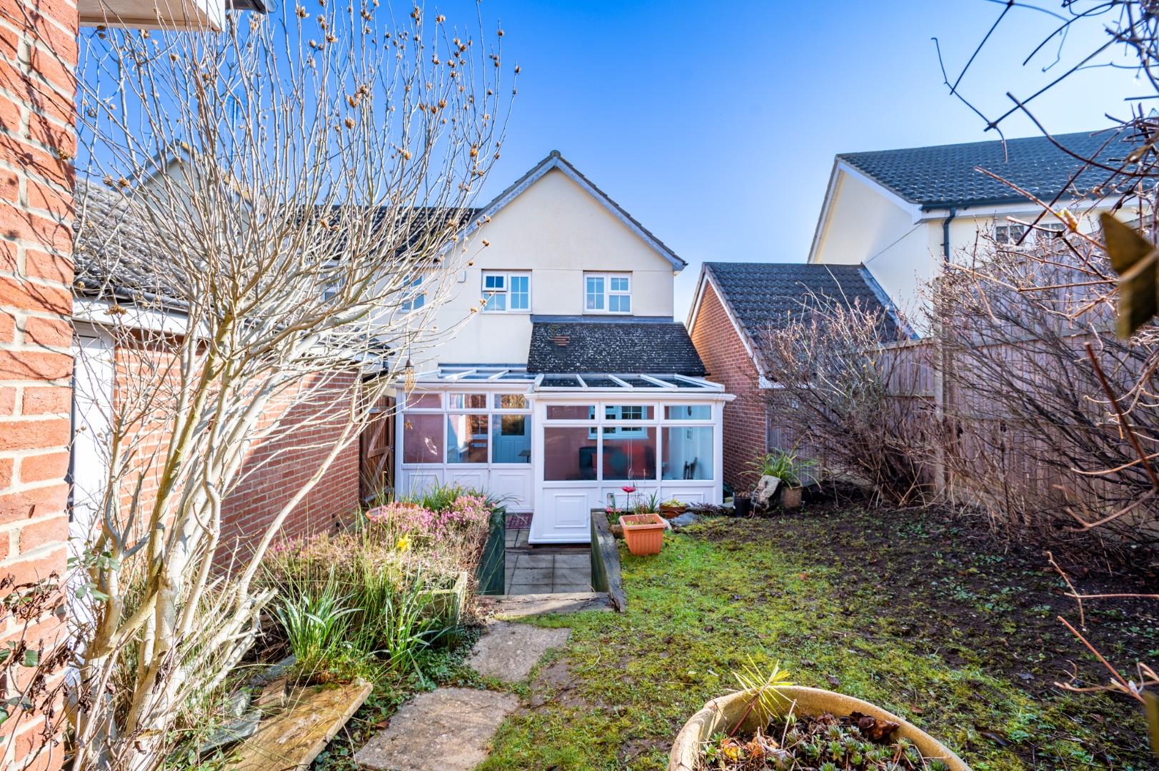 3 bedroom Link Detached House for sale in Dunmow