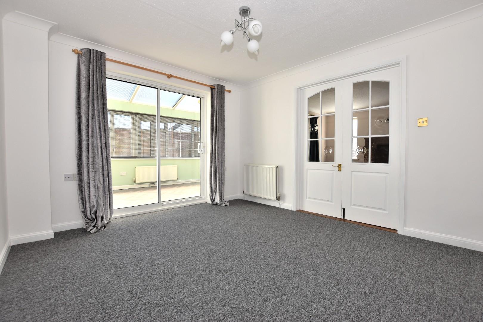 4 bedroom Detached House for rent in Dunmow