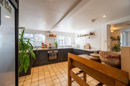 Kitchen 2