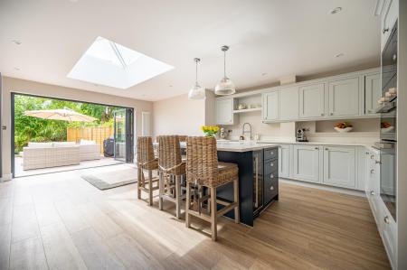Kitchen/Breakfast/Family Room