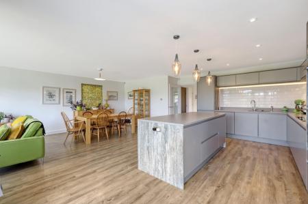 Kitchen/Dining/Lounge