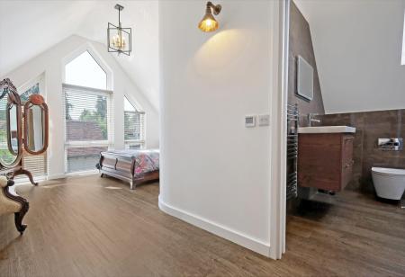 Bedroom / En-Suite