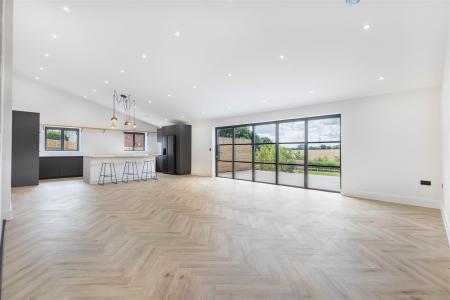 Kitchen/Dining/Lounge