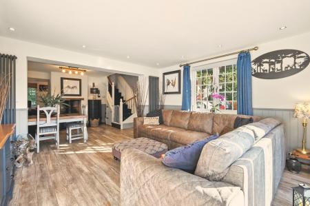 Living Room/Dining Room