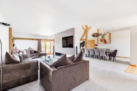 Living & Dining Area