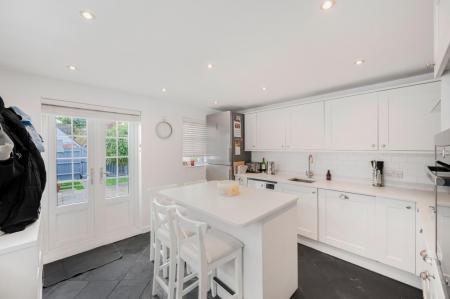 Kitchen/Breakfast Room