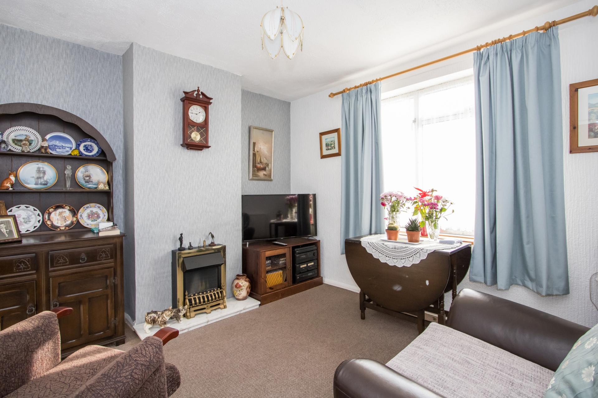 3 bedroom House for sale in Llandough