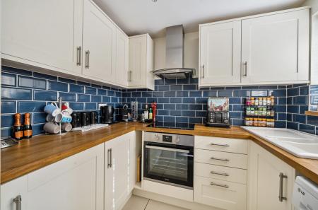 1335449-7-68a5fe3...