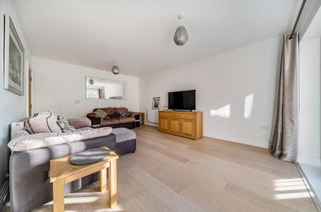 1373950-18-690a17...