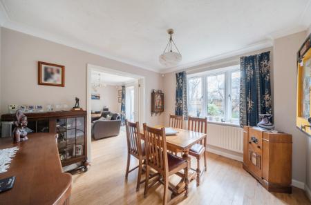 1381186-12-69149e...