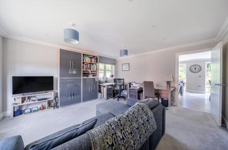 1346719-3-68c1534...