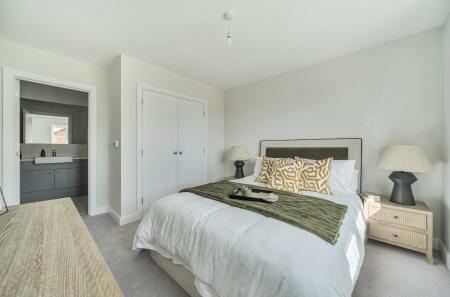 1344982-7-68b02be...