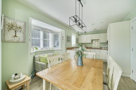 1358490-22-68d124...