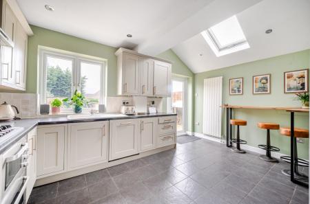 1356202-13-68d67d...