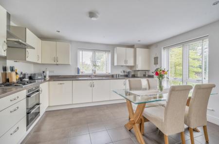 1365342-38-68ea30...