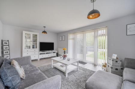 1365342-27-68ea30...